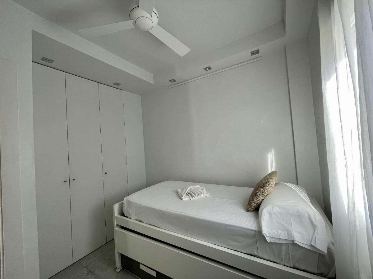 Apartmento En Las Rotas Con Piscina 德尼亚 外观 照片