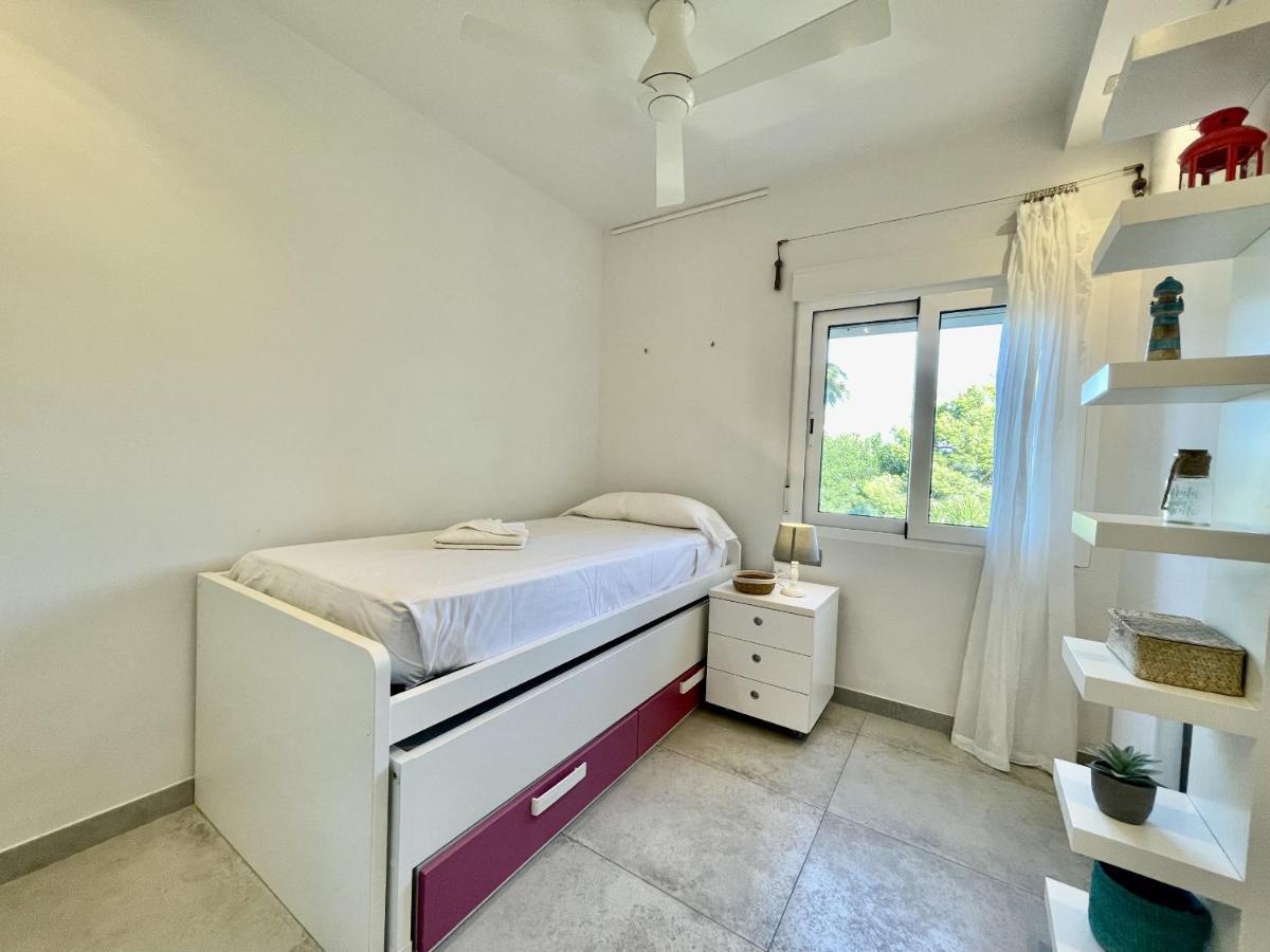 Apartmento En Las Rotas Con Piscina 德尼亚 外观 照片